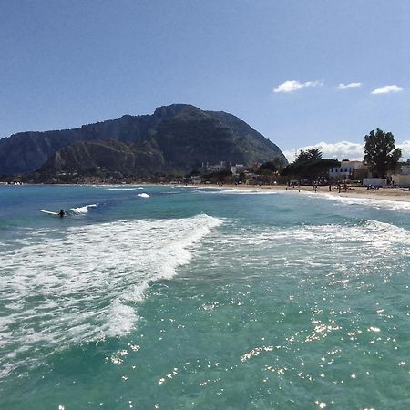 La Casetta Di Rosario Mondello Палермо Екстериор снимка